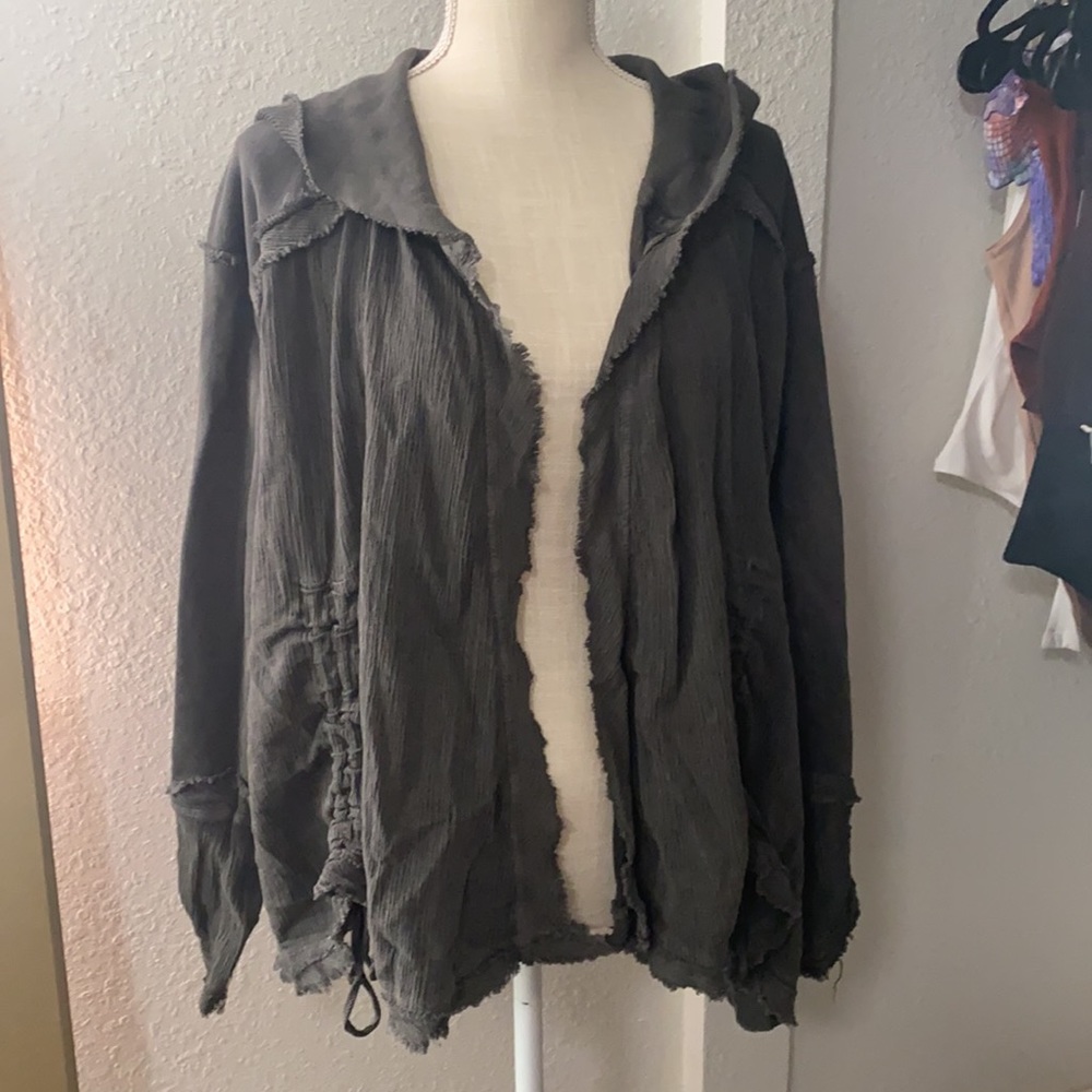 Bobeau Mixed Media Ruched Hooded Cardigan - Picture 5 of 14